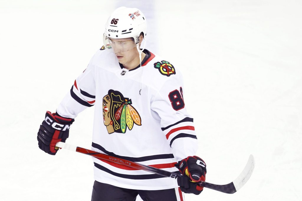 Golden Knights vs Blackhawks Prediction
